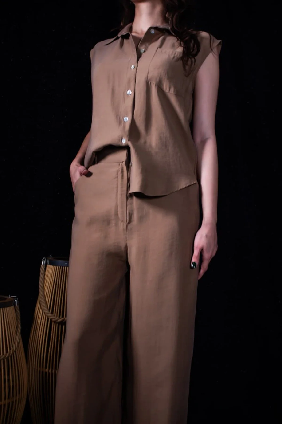 Kahverengi Yelekli Takım