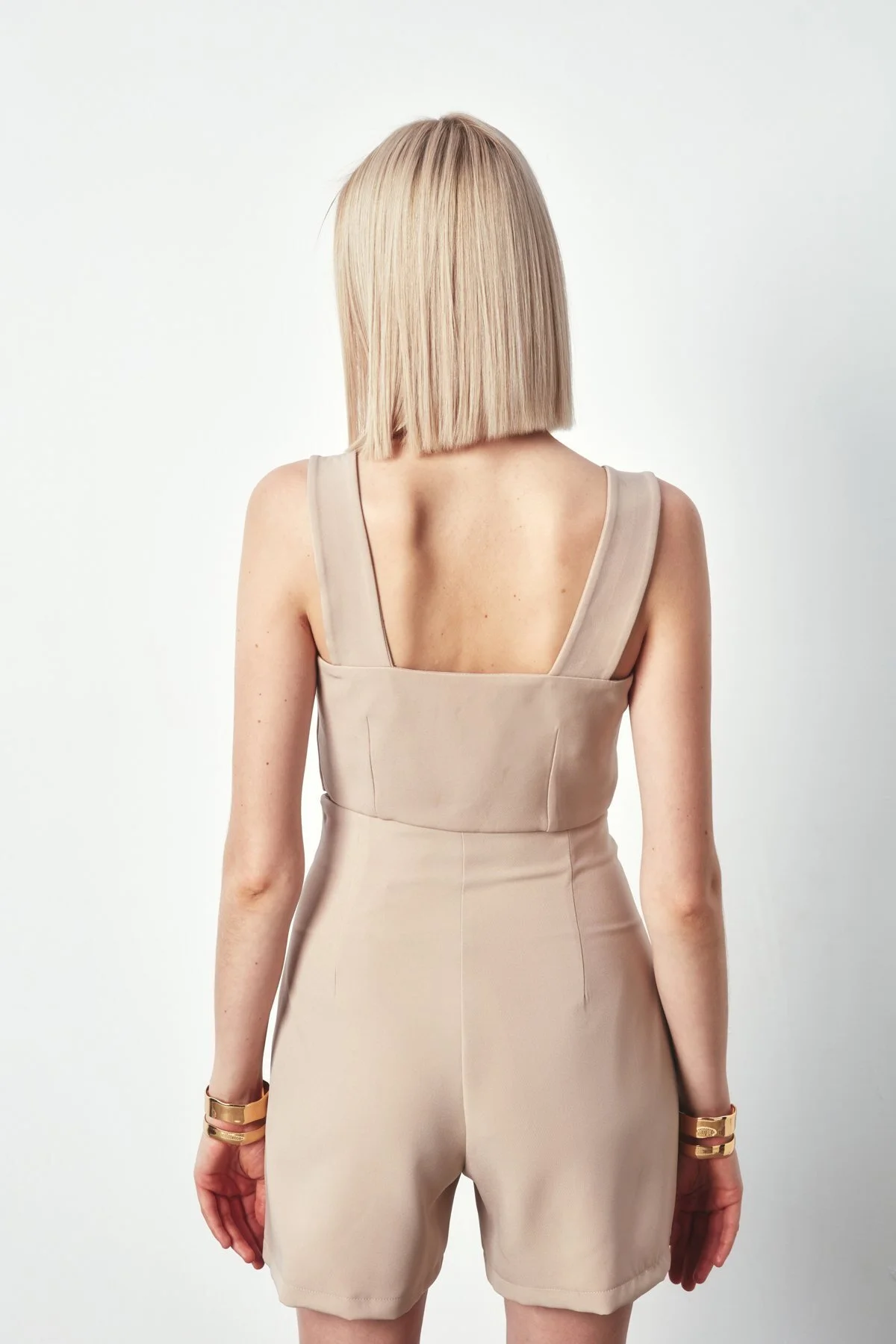 Süs Düğmeli Şort - Bej